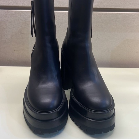 AGL Black Chunky Ankle Boots with Platform - Picture 9 of 11